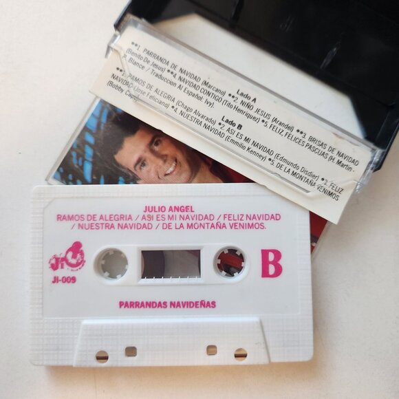 Julio Angel Parrandas Navidenas Cassette Tape Holiday Music JI-009 - Picture 5 of 5